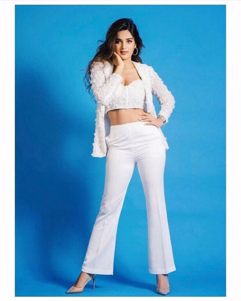 Nidhhi Agerwal
