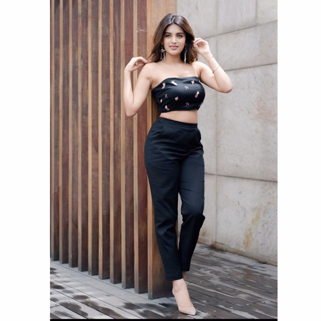 Nidhhi Agerwal