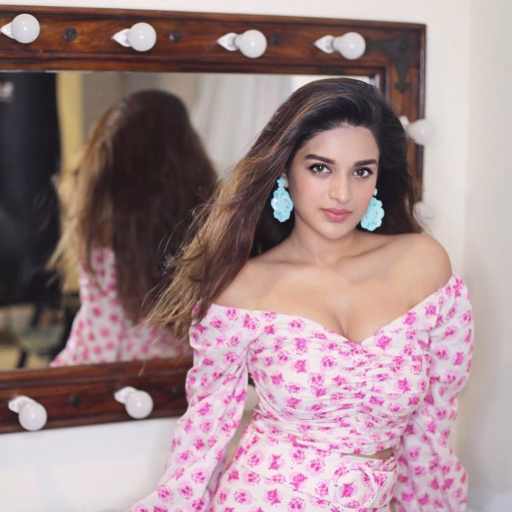 Nidhhi Agerwal