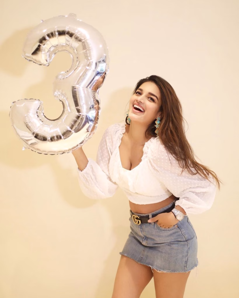 Nidhhi Agerwal