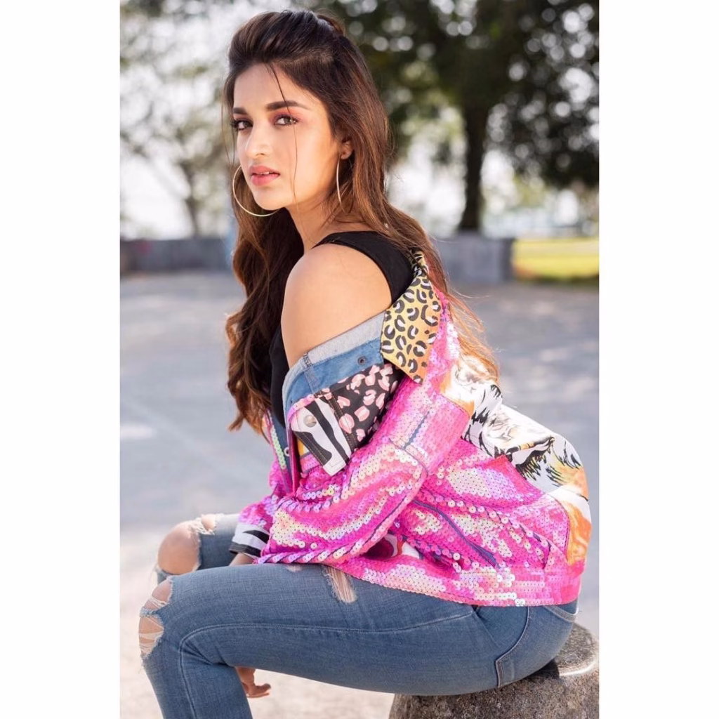 Nidhhi Agerwal