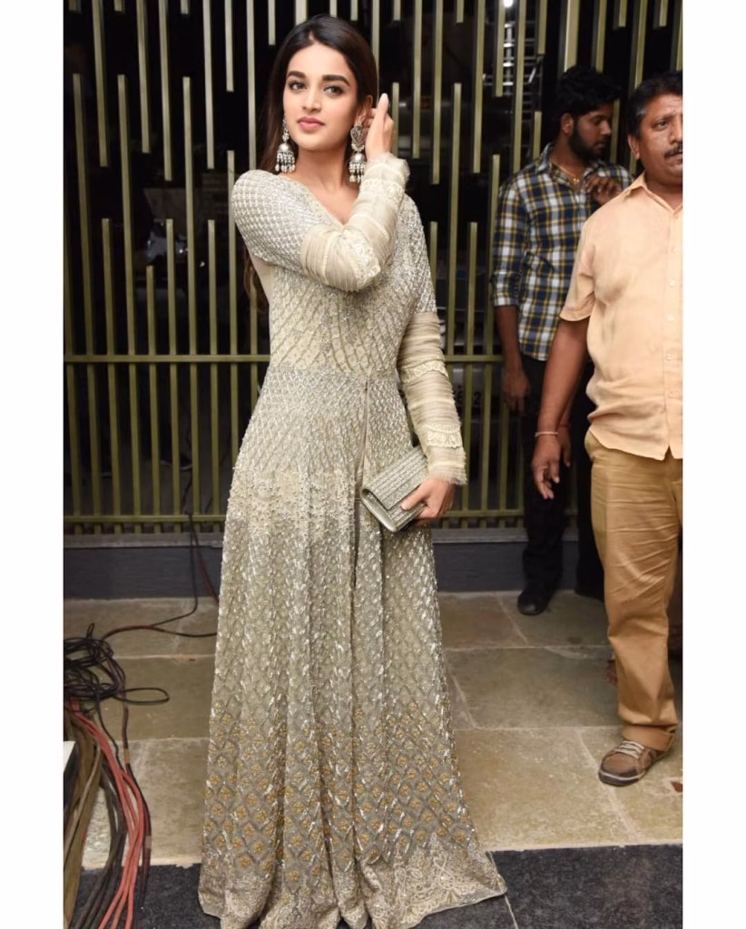 Nidhhi Agerwal