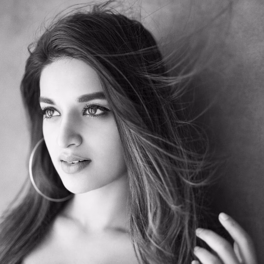 Nidhhi Agerwal