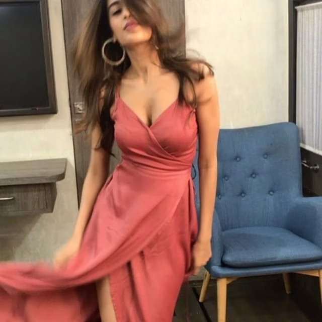 Nidhhi Agerwal