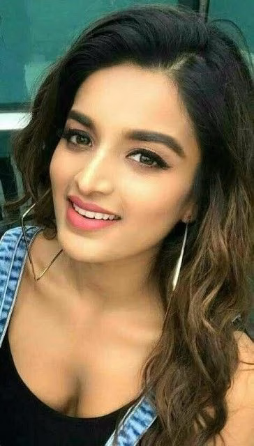 Nidhhi Agerwal