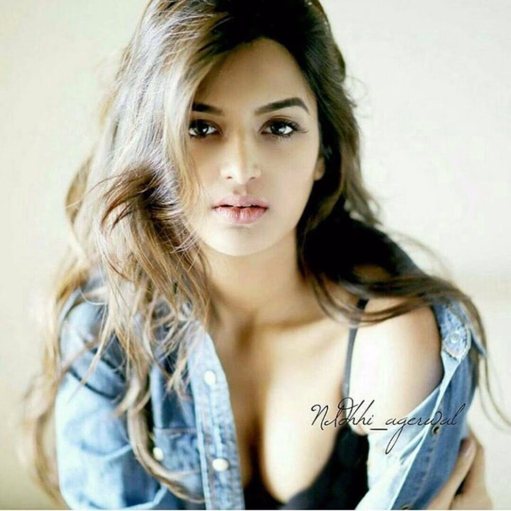 Nidhhi Agerwal