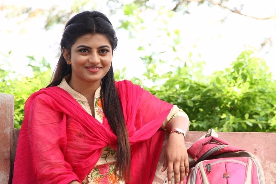 Anandhi