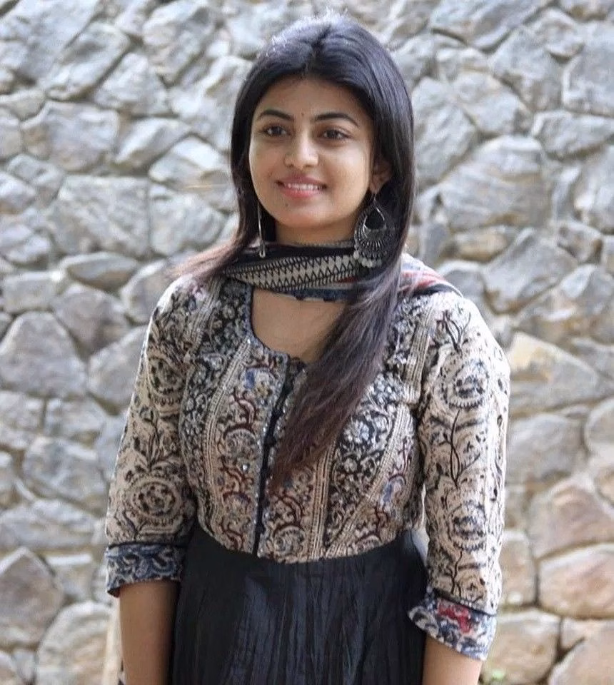 Anandhi