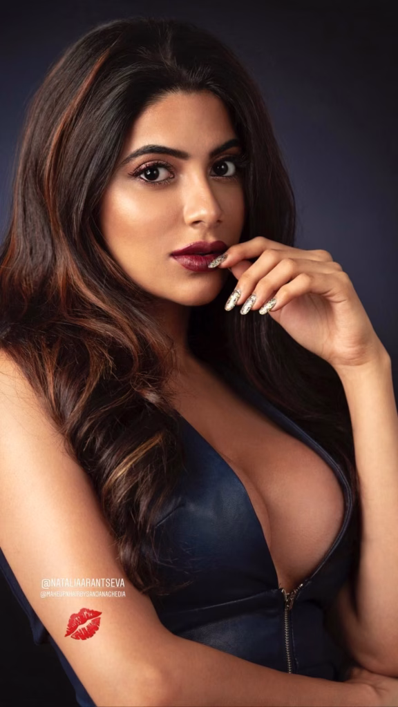 Nikki Tamboli