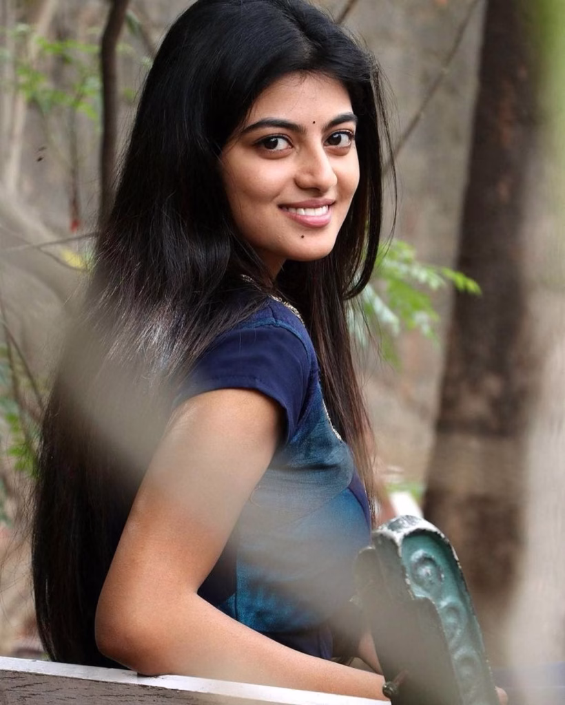 Anandhi