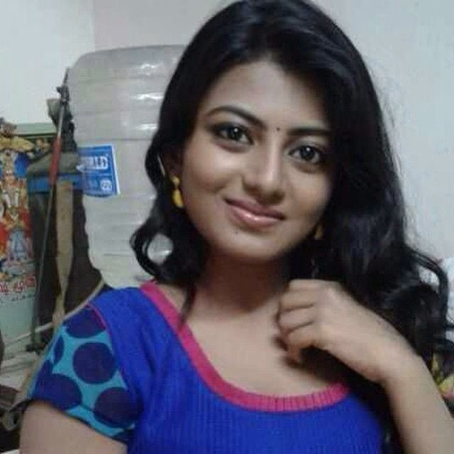 Anandhi