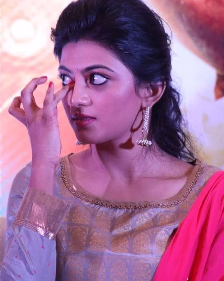 Anandhi