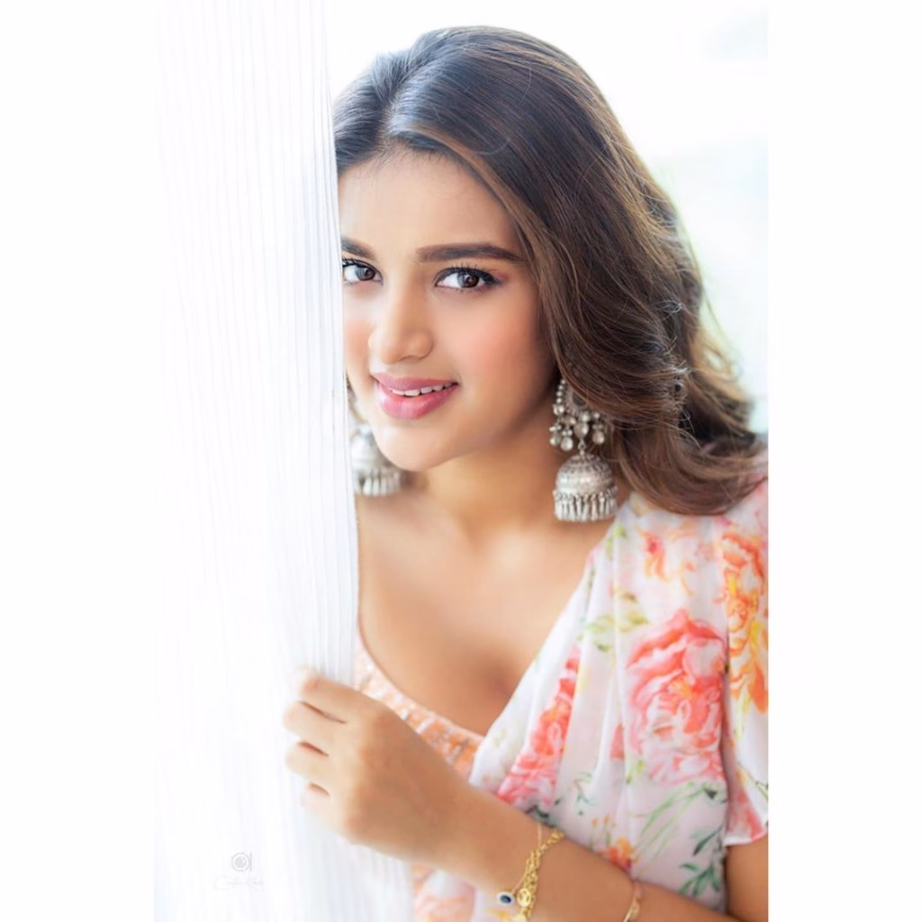 Nidhhi Agerwal