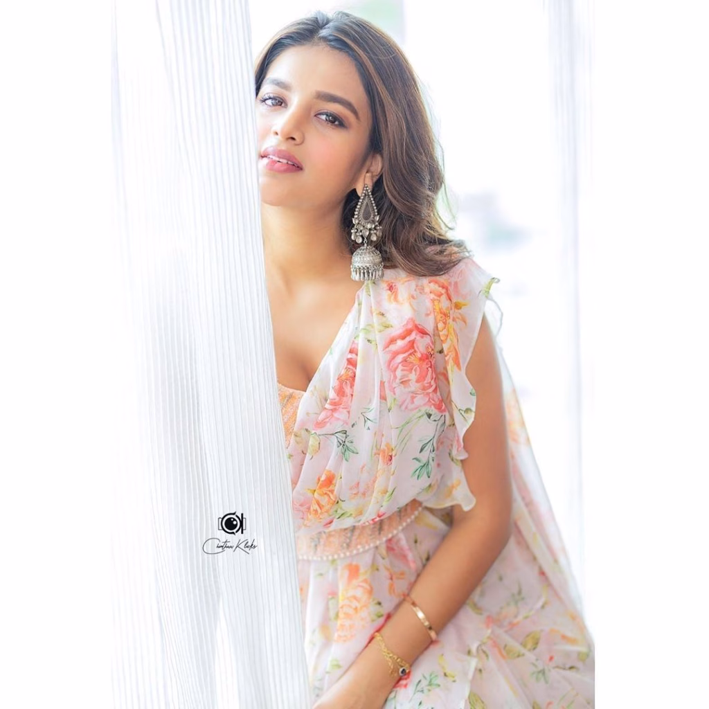 Nidhhi Agerwal