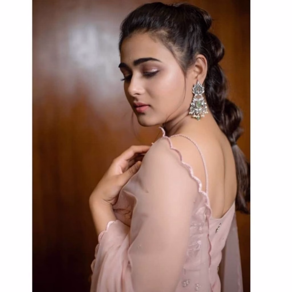 Shalini Pandey
