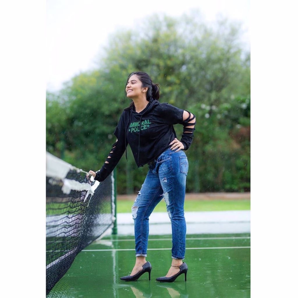 Sreemukhi