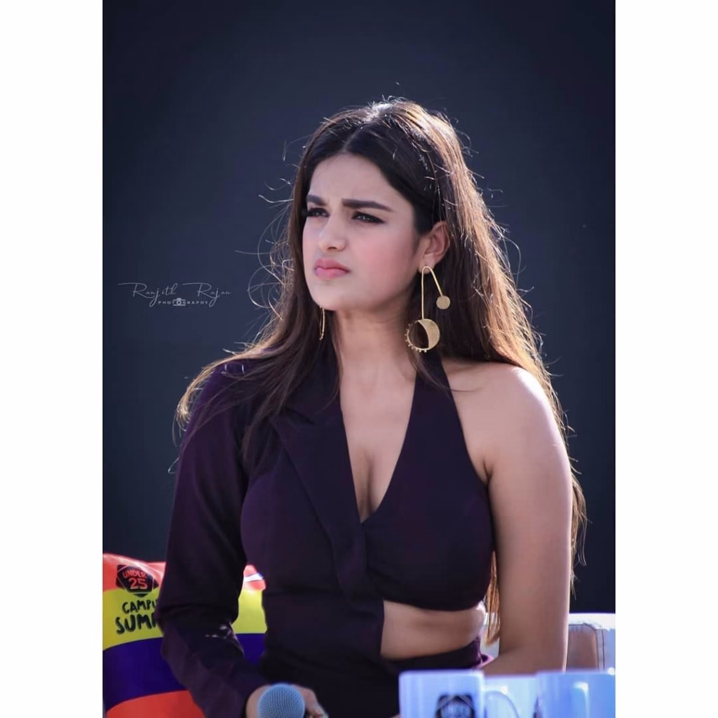 Nidhhi Agerwal