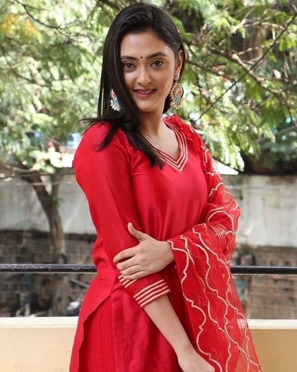 Megha Chowdhary