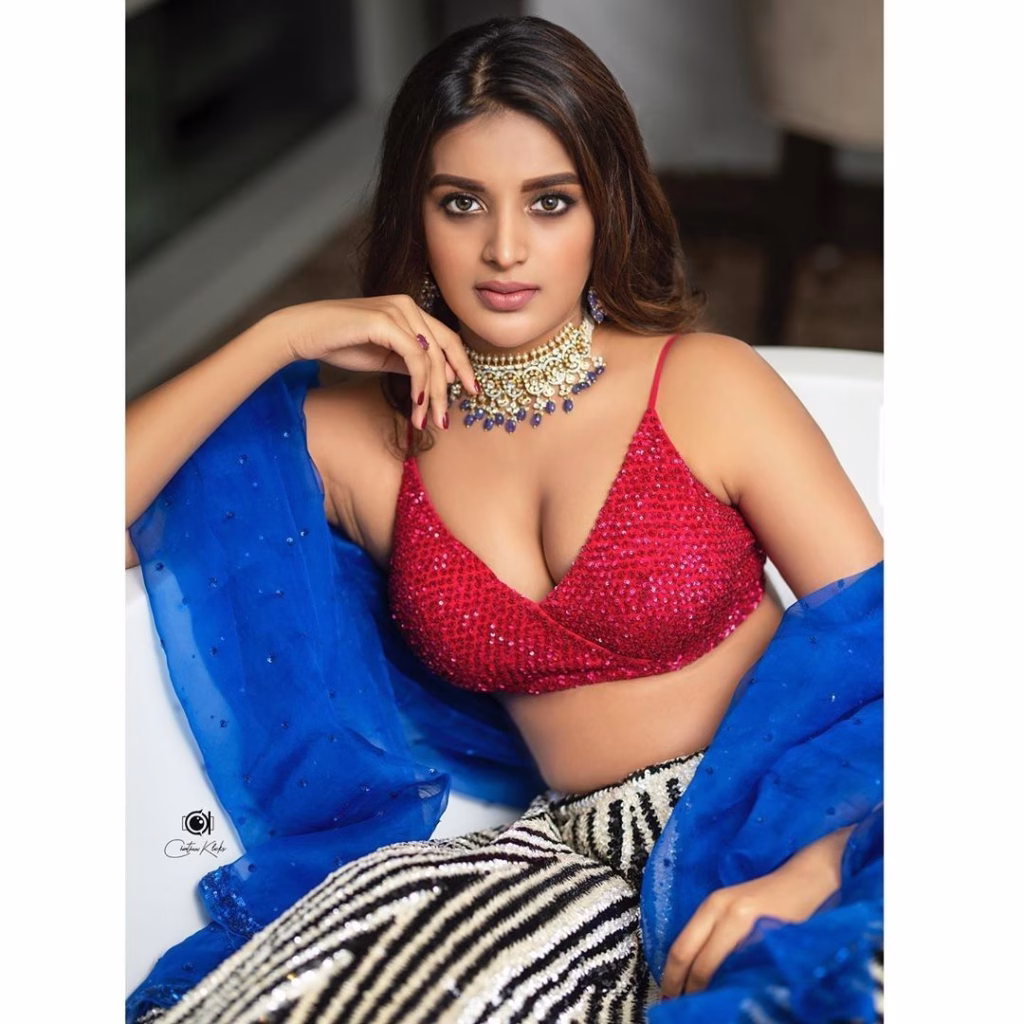 Nidhhi Agerwal