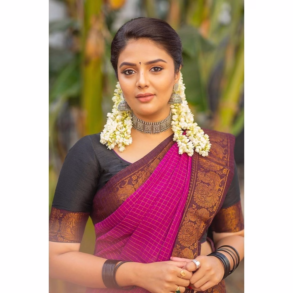 Sreemukhi