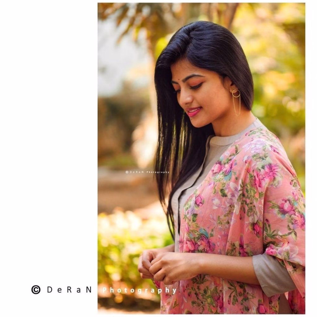 Anandhi