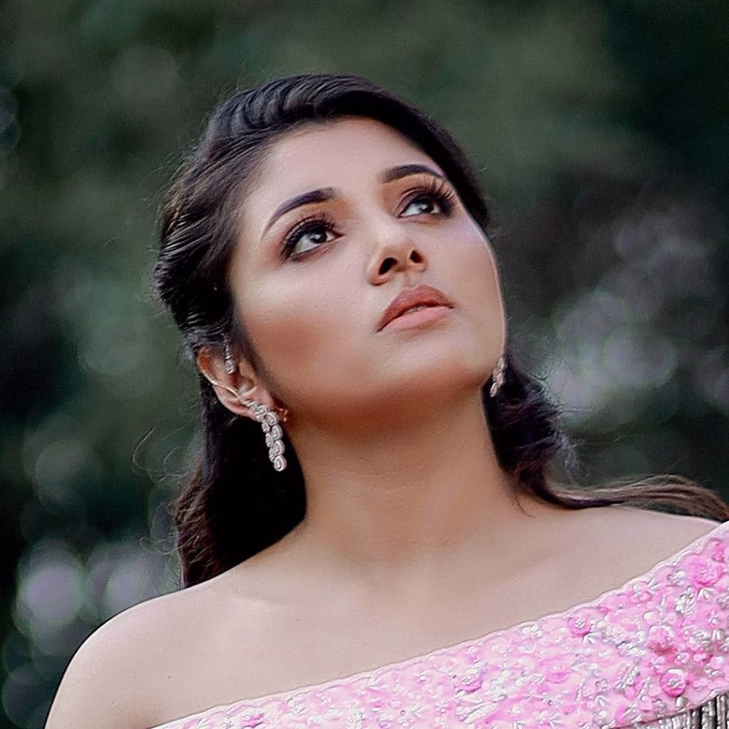 Mirna Menon