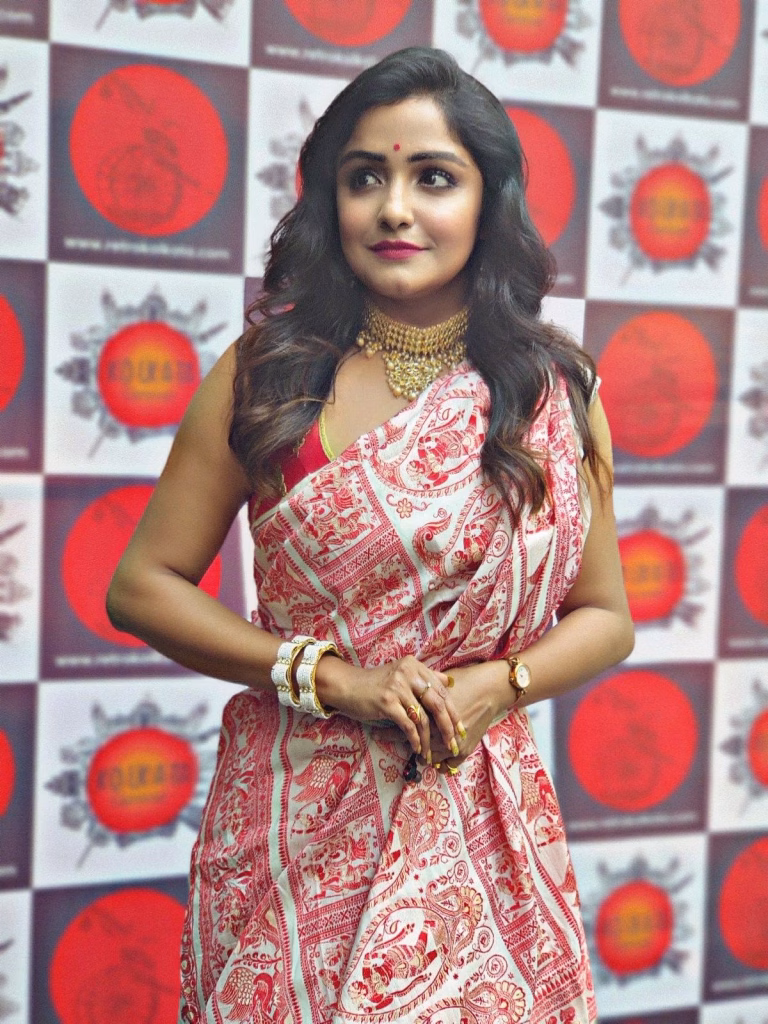 Sayantani Guhathakurta