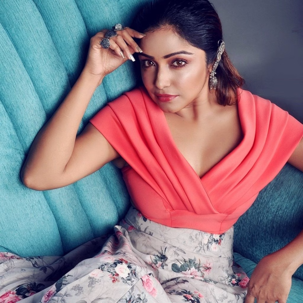 Sayantani Guhathakurta