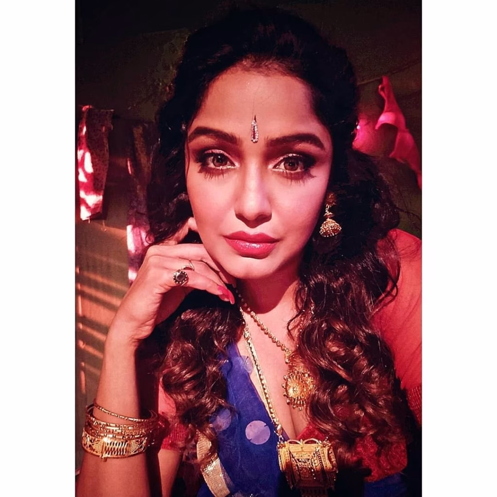 Sayantani Guhathakurta