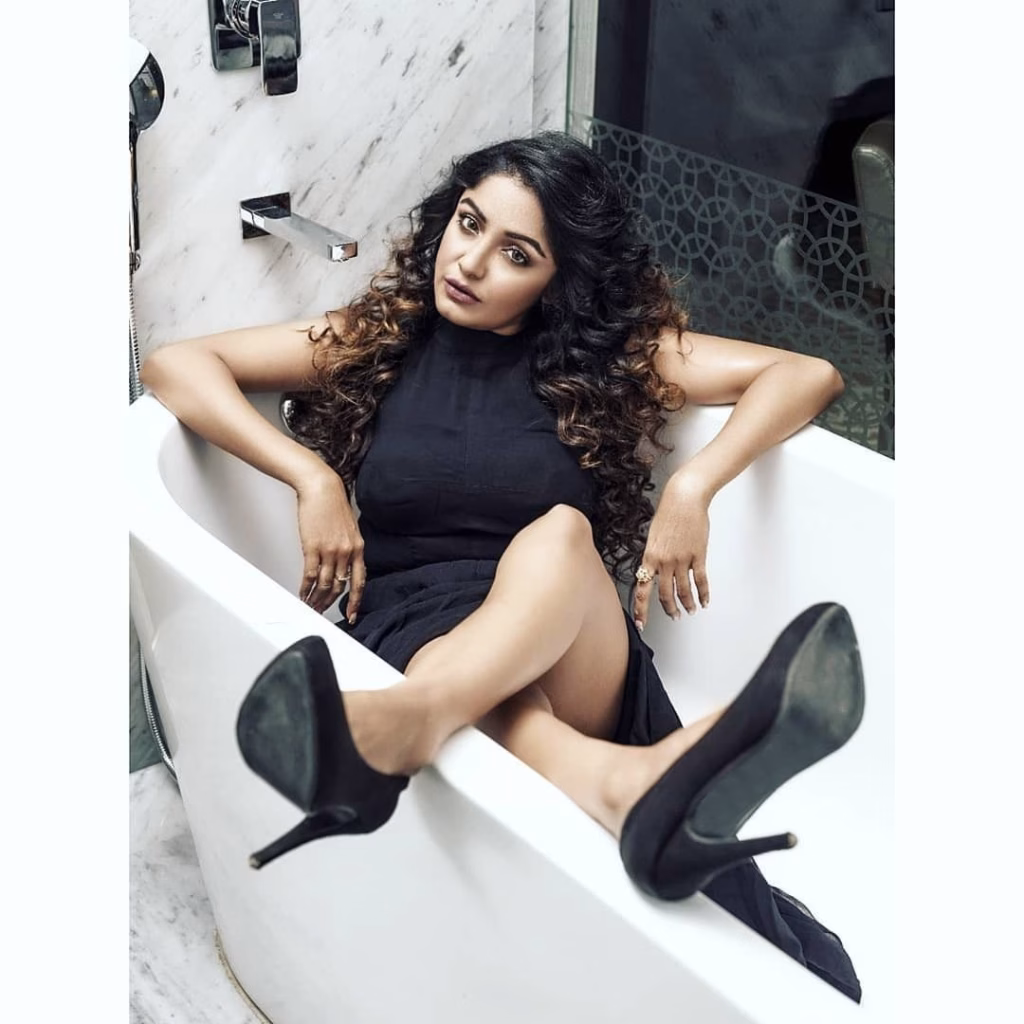Sayantani Guhathakurta