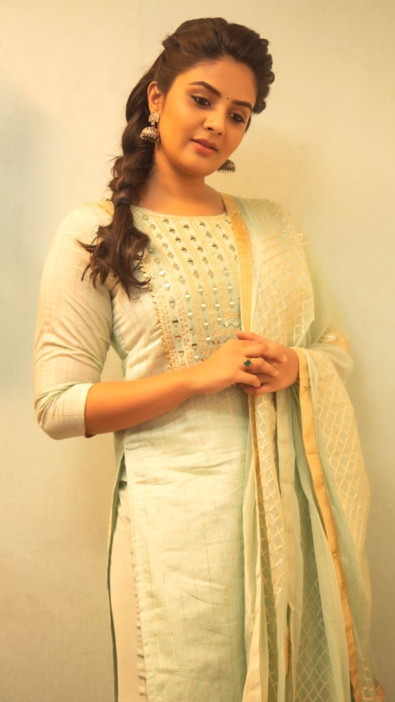 Sreemukhi