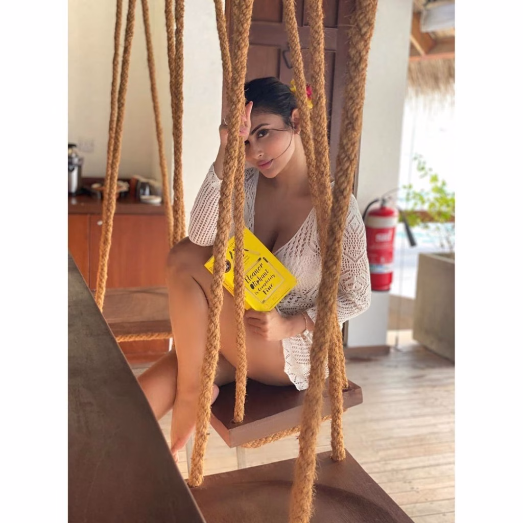 Mouni Roy