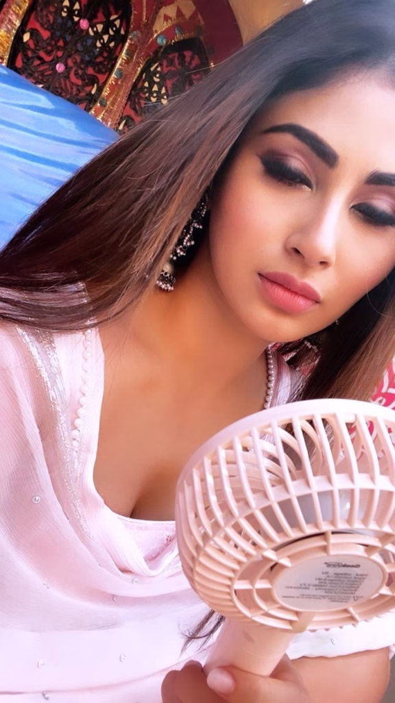 Mouni Roy