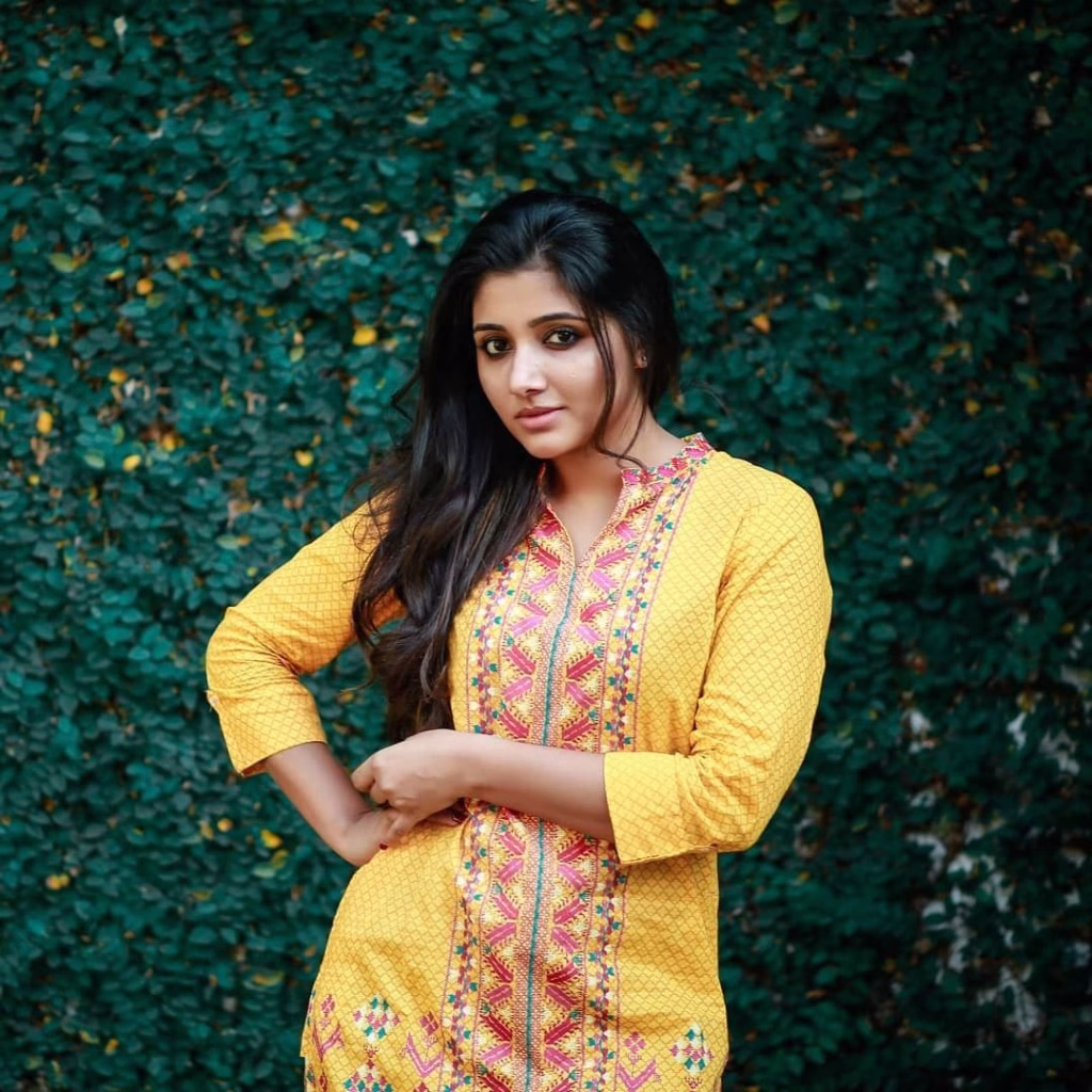 Mirna Menon