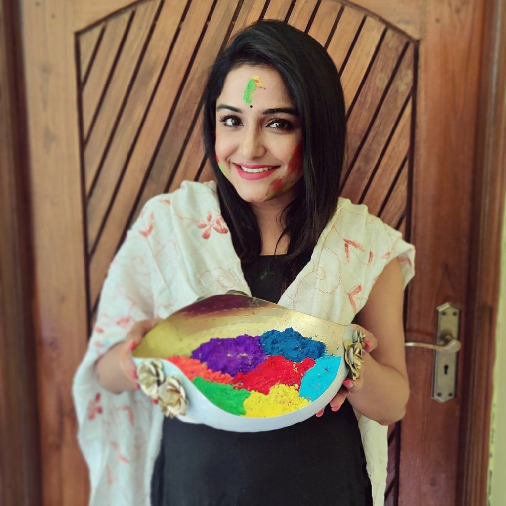 Sayantani Guhathakurta