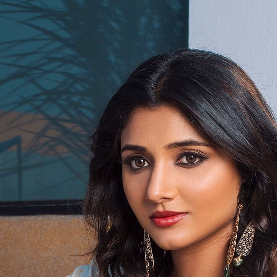 Mirna Menon