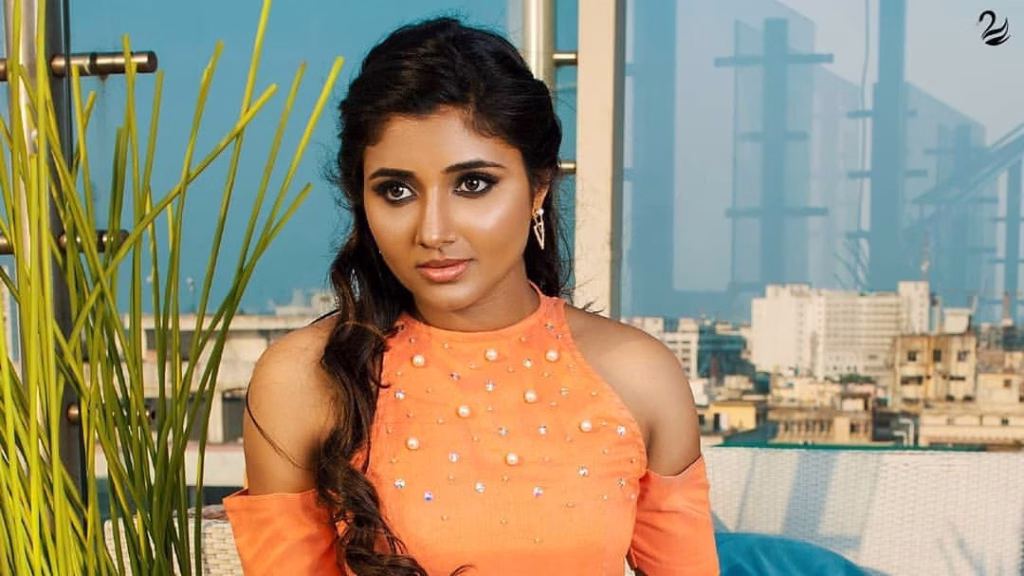 Mirna Menon