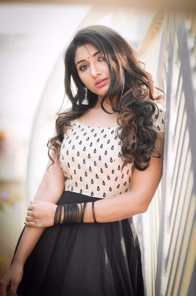 Mirna Menon