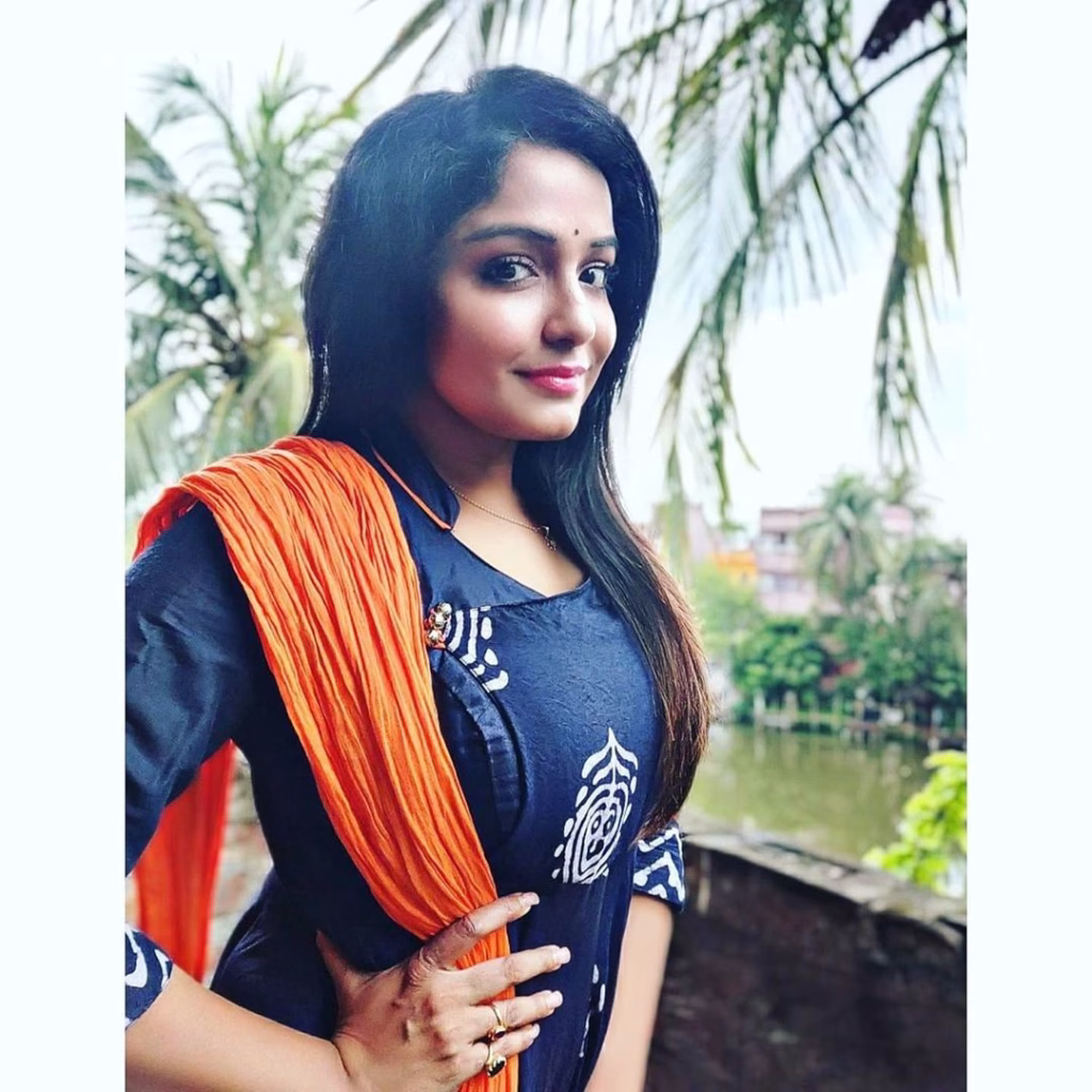 Sayantani Guhathakurta