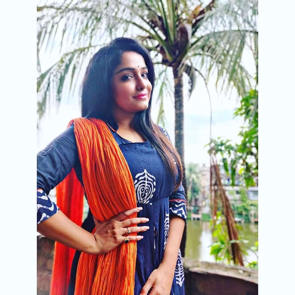 Sayantani Guhathakurta