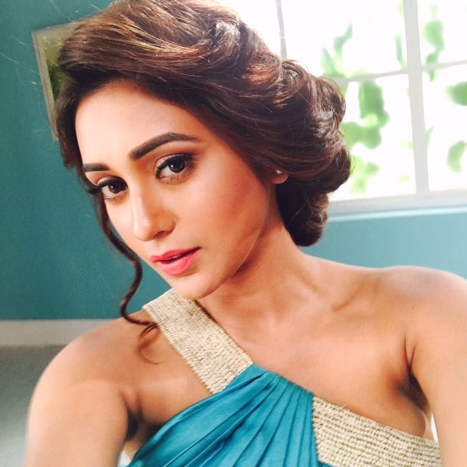 Mimi Chakraborty