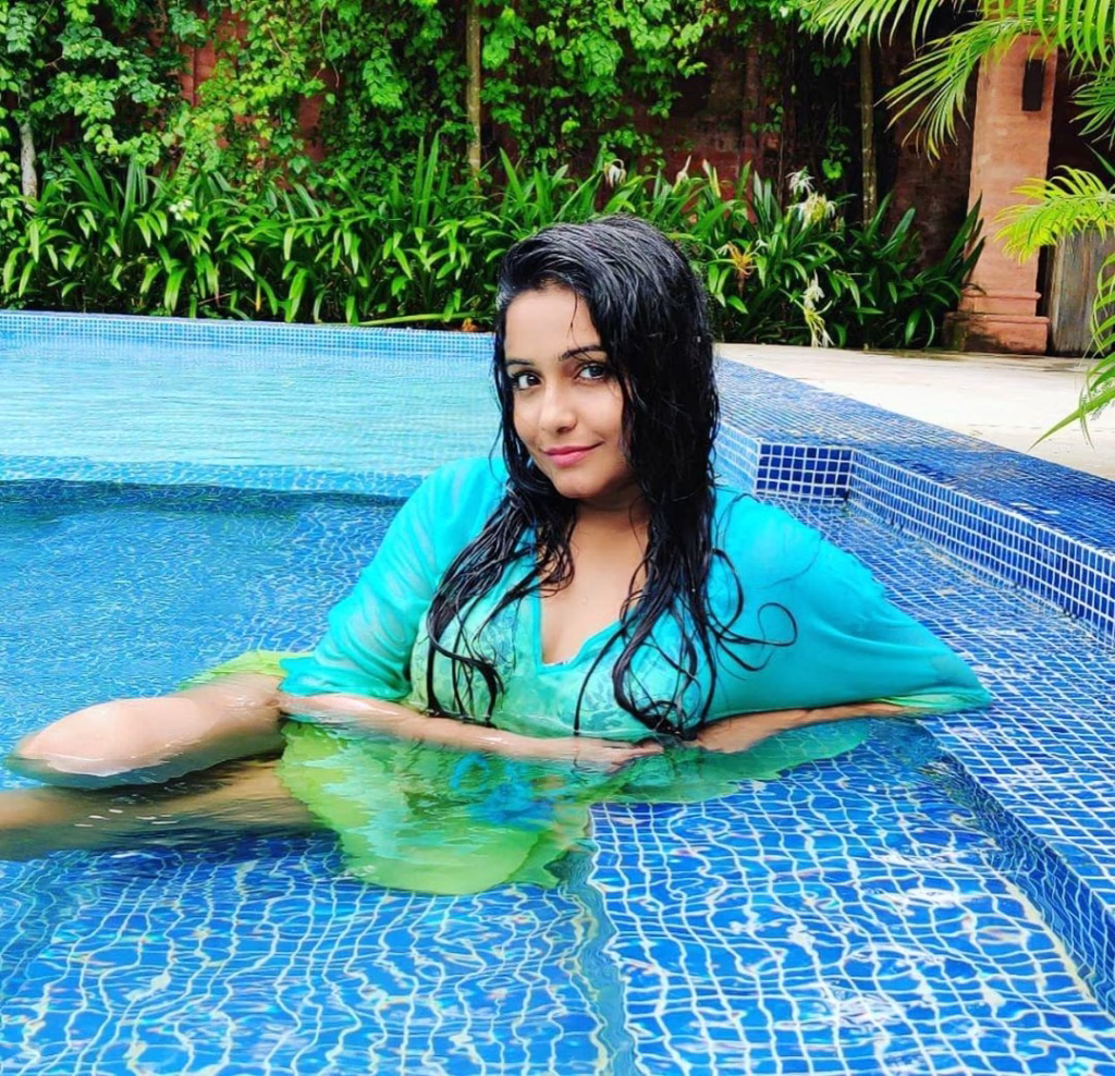 Sayantani Guhathakurta
