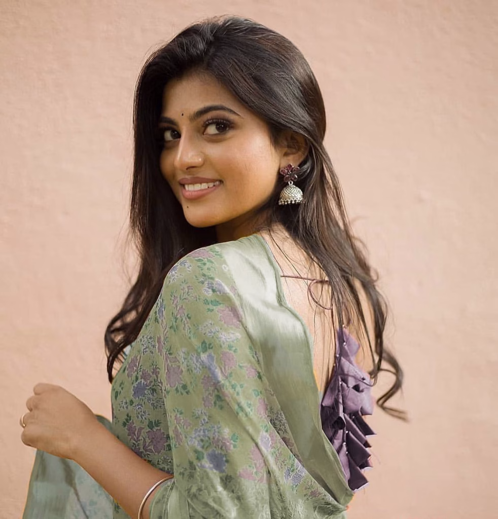 Anandhi