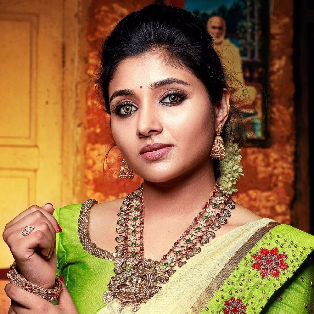 Mirna Menon