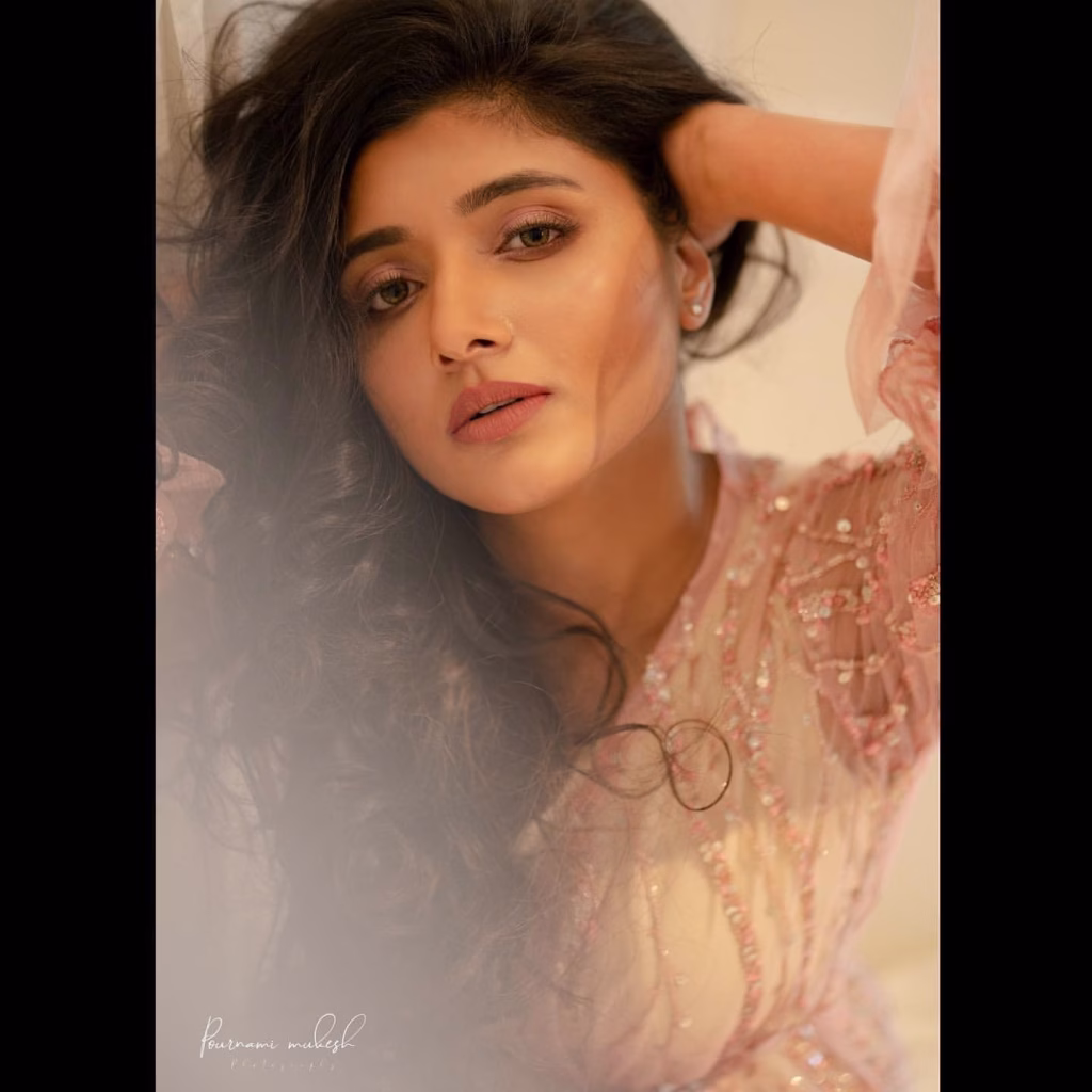 Mirna Menon