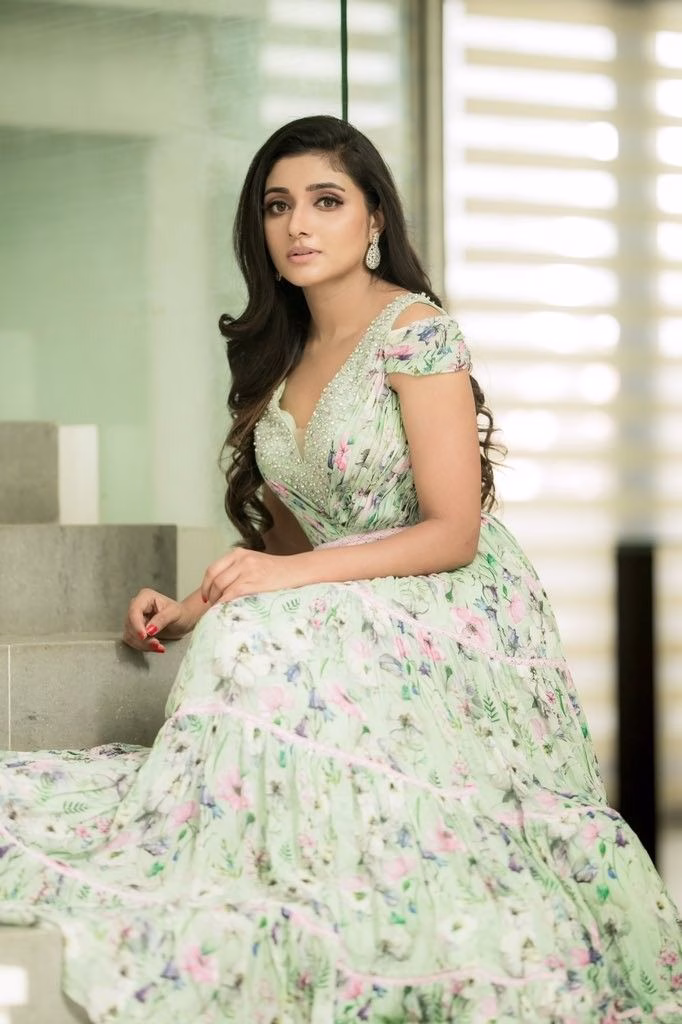 Mirna Menon