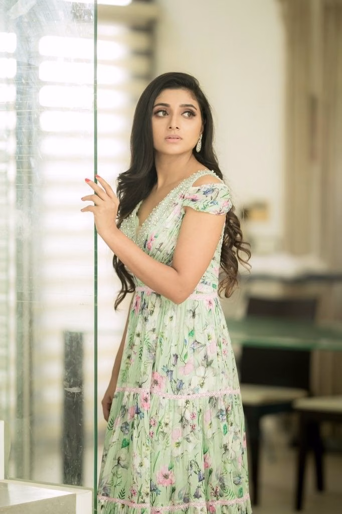 Mirna Menon