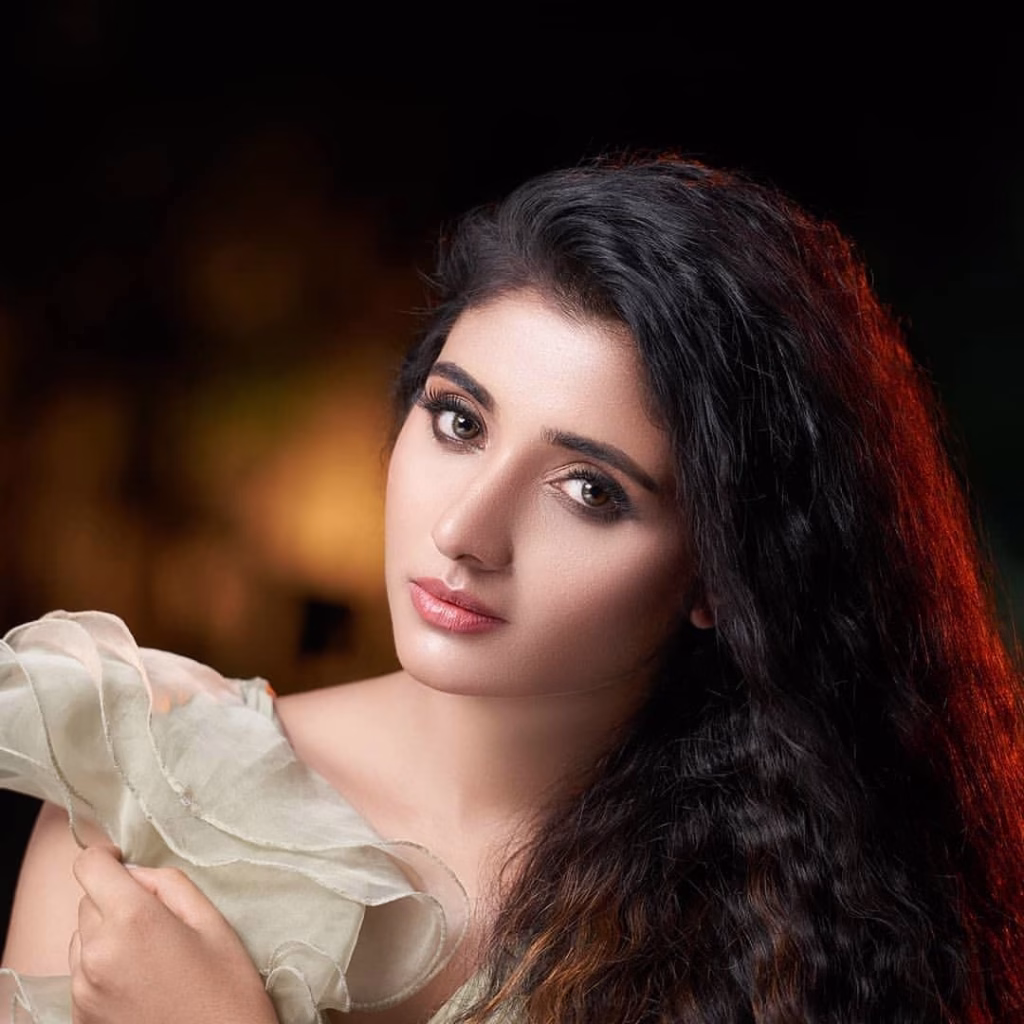 Mirna Menon