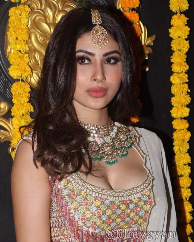 Mouni Roy