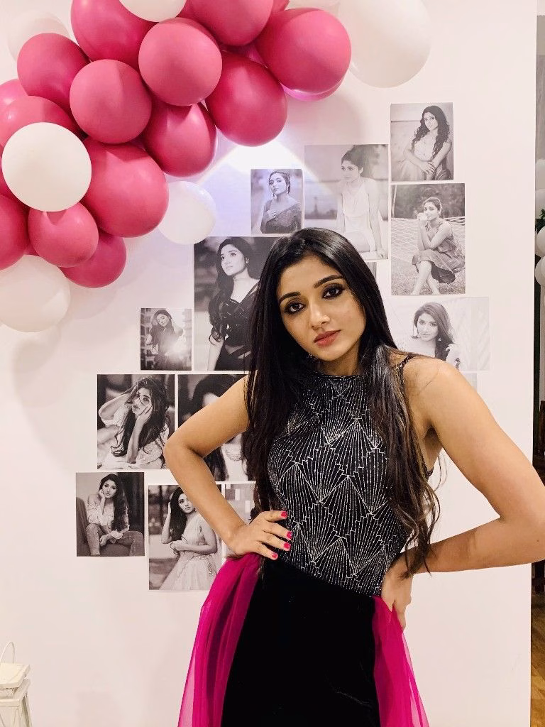 Mirna Menon